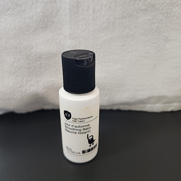 Assorted Skincare Sample Set - Picture 3 of 16